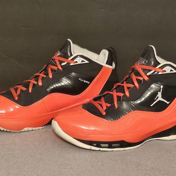 Vintage Nike Air Jordan Melo M8 (2011) Basketball Sneakers, M9, Like New Cond. - Picture 3 of 6